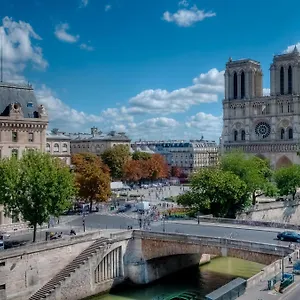 4* מלון Les Rives De Notre-dame