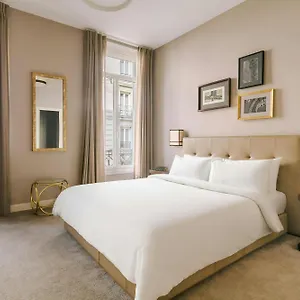 Hotel Le Frochot Pigalle, Sonder By Marriott Bonvoy